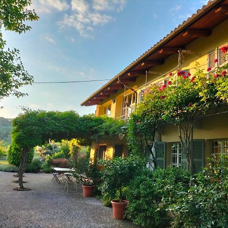 Cocconato Sotto La Luna Bruna B&B מראה חיצוני תמונה