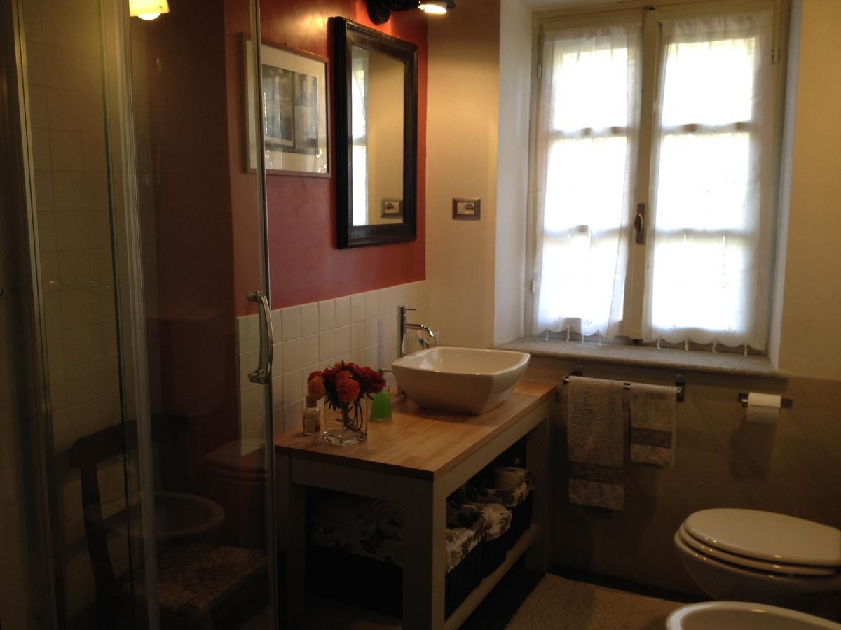 Cocconato Sotto La Luna Bruna B&B מראה חיצוני תמונה
